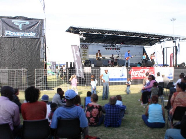Street-Festival-01.jpg